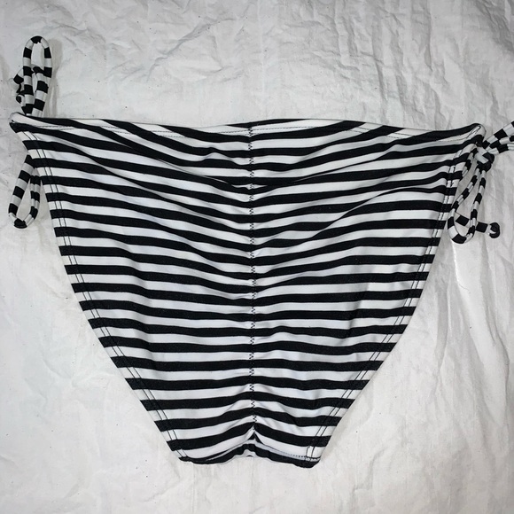 Bikini set🌞✨ - Picture 5 of 5